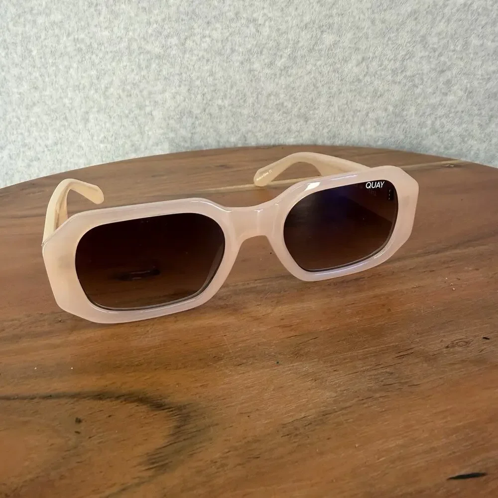 Quay Australia Hyped Up Narrow Hexagon Sunglasses Pink Nude Perfect Condition - Picture 7 of 7